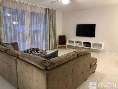 Main picture of 240 Fortuna Dr