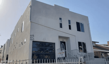 Main picture of 325 N Kenmore Ave