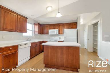 Main picture of 8130 S Cottonwood Hills Ct