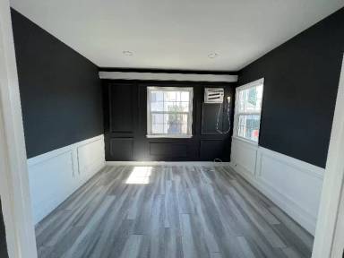 Main picture of 7709 Romaine St