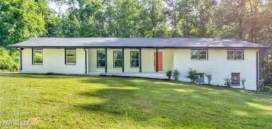 Main picture of 4330 Stonewall Tell Rd