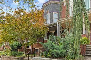 Main picture of 2706 Guilford Ave