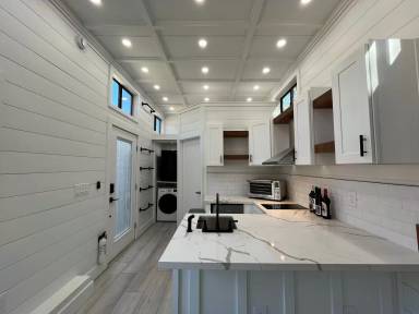 Main picture of 595 Redondo Rd