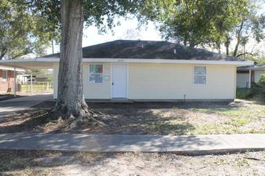 Main picture of 3549 McKinley St