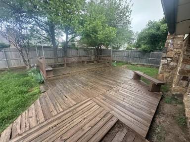 Main picture of 7414 NW 105th St