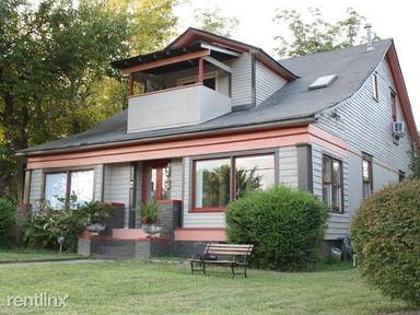 Main picture of 1844 DeKalb Ave NE