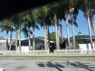Main picture of 2232 1/2 S Carmelina Ave