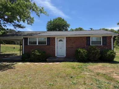 Main picture of 143 Turlington Dr