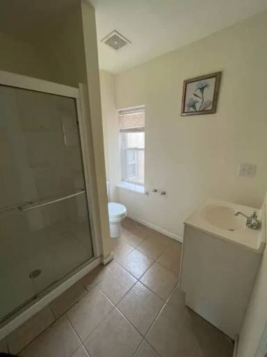 Main picture of 1846 W Master St