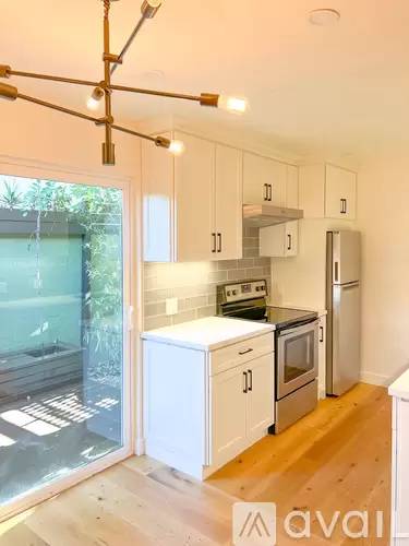 Main picture of 330 Vernon St