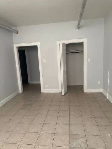 Main picture of 8050-56 S Champlain Ave Chicago IL