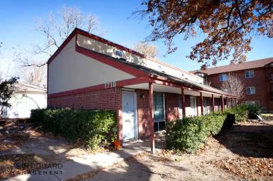 Main picture of 1710 N. Harvard - 3