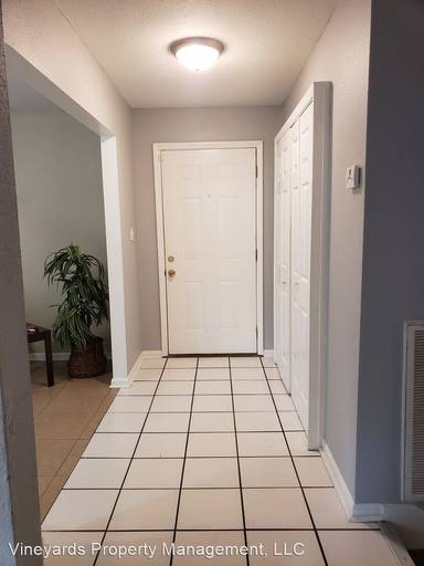 Main picture of 2402 Poco St