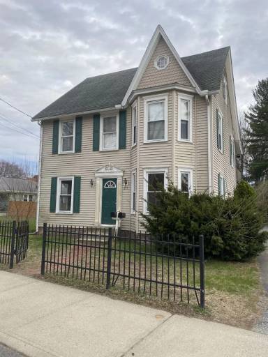 Main picture of 275 Britton St