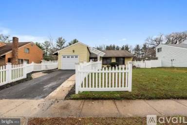Main picture of 63 Pinewood Ln