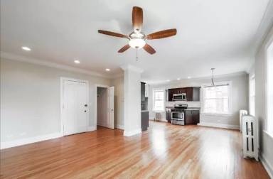 Main picture of 4413 N Rockwell St