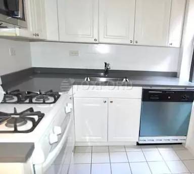 Main picture of 55 W 55th St