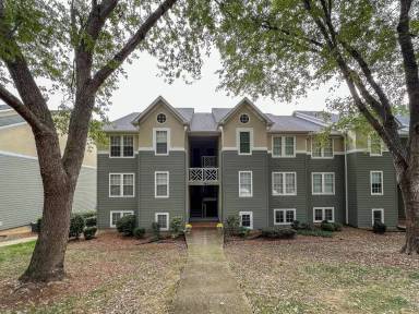 Main picture of 19827 Henderson Road - C