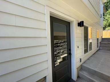 Main picture of 209 NE Monroe St