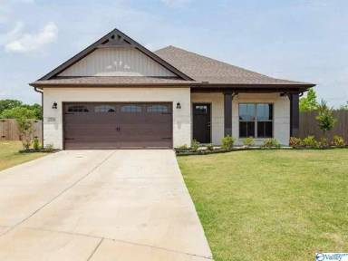 Main picture of 2530 Celia Ct SW