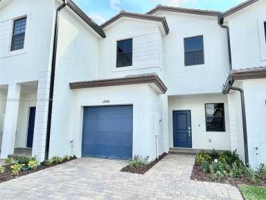Main picture of 12868 SW 231st St