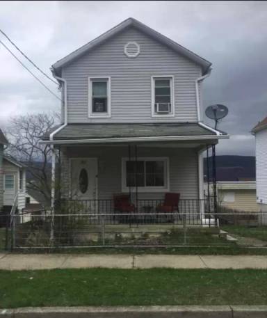 Main picture of 382 E Grove St