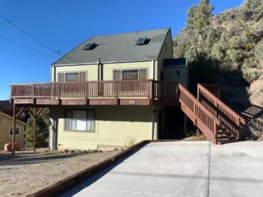 Main picture of 15133 Acacia Way
