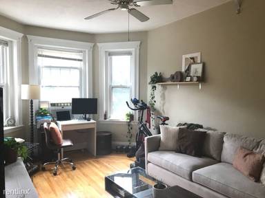 Main picture of 324 Chestnut Hill Ave