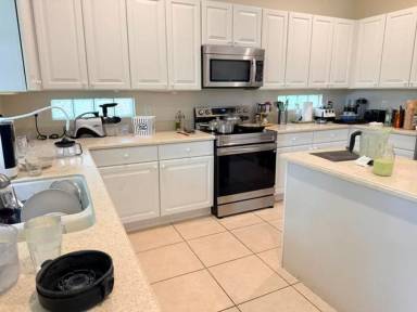Main picture of 17 Country Lake Cir