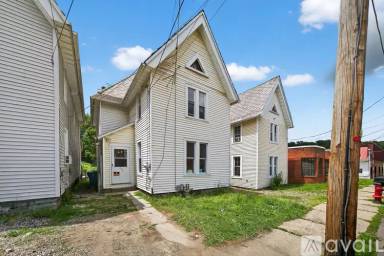 Main picture of 11 Low Ave