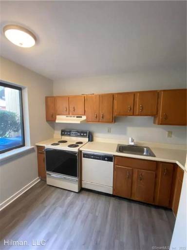 Main picture of 508 Asbury Rdg