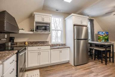 Main picture of 255 1st Avenue East N