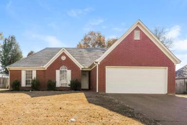 Main picture of 165 Garden View Dr