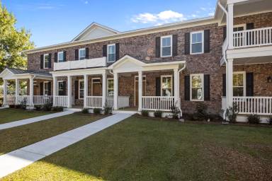 Main picture of 3905 Harkers Way