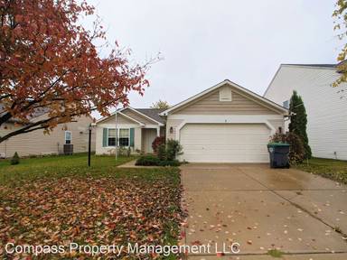 Main picture of 1415 Round Lake Rd