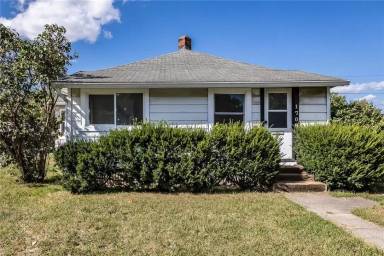 Main picture of 1708 E Gimber St