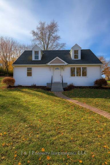 Main picture of 7119 South Solon Road - 1