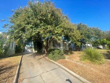 Main picture of 4206 Estate Dr
