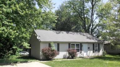 Main picture of 320 W 17th St