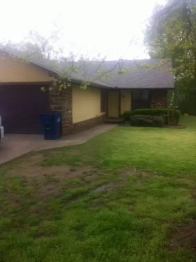 Main picture of 8605 Southridge Dr