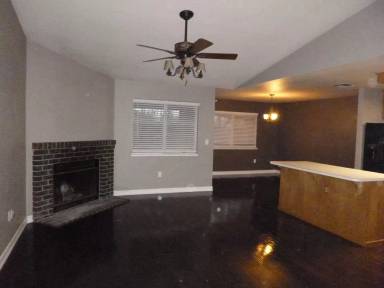 Main picture of 600 Bowers Way