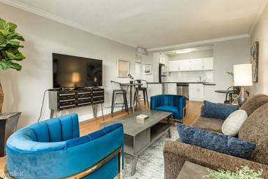 Main picture of Houston House Apartments