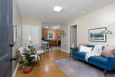 Main picture of 433A Northside Dr