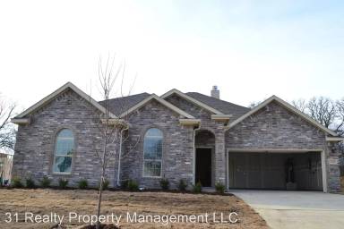 Main picture of 7412 Rose Crest Blvd