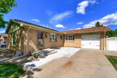 Main picture of 150 Beryl Way