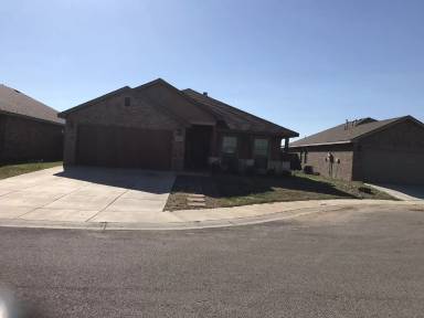 Main picture of 9609 Holiday Dr