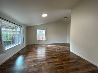 Main picture of 532 SE Ponderosa Dr