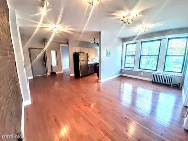 Main picture of 90 Thomas S Boyland St