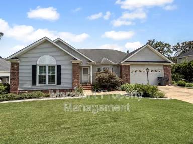 Main picture of 8 Capstone Ct