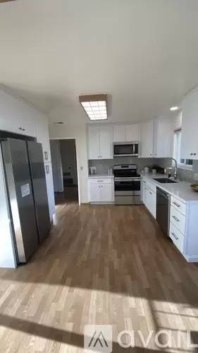 Main picture of 830 Williams Way